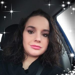 Meet your Posher, Candace